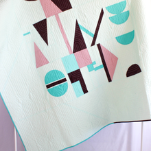 Load image into Gallery viewer, Mouse Trap Quilt Abstract Version 1